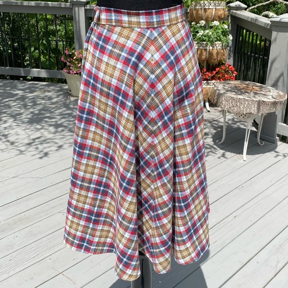 Vintage 60s Highwaisted Metal Zipper Plaid Mod Circle Skirt - Picture 4 of 6